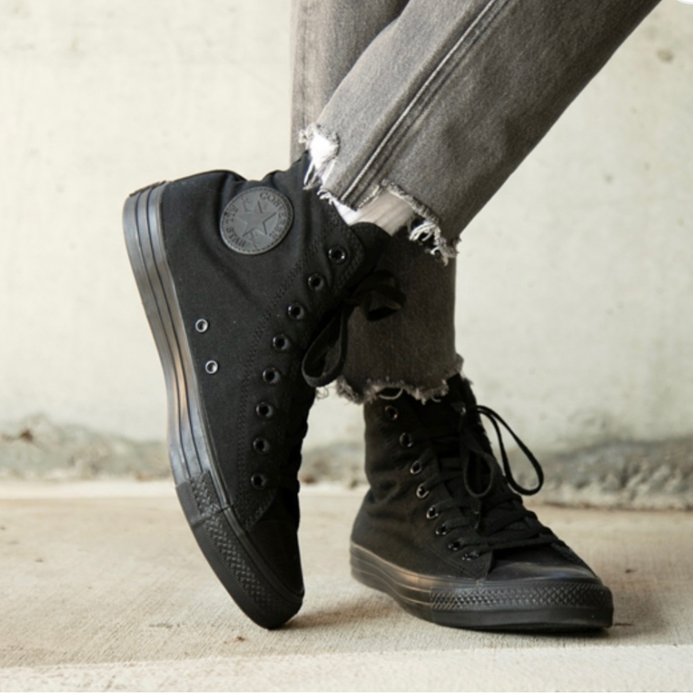 Brand new Converse Chuck Taylor All Star Hi Sneaker - Black Monochrome